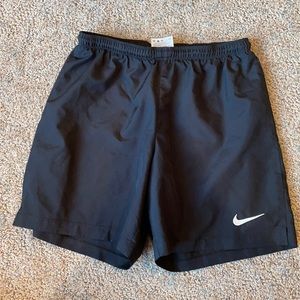 Black Nike shorts